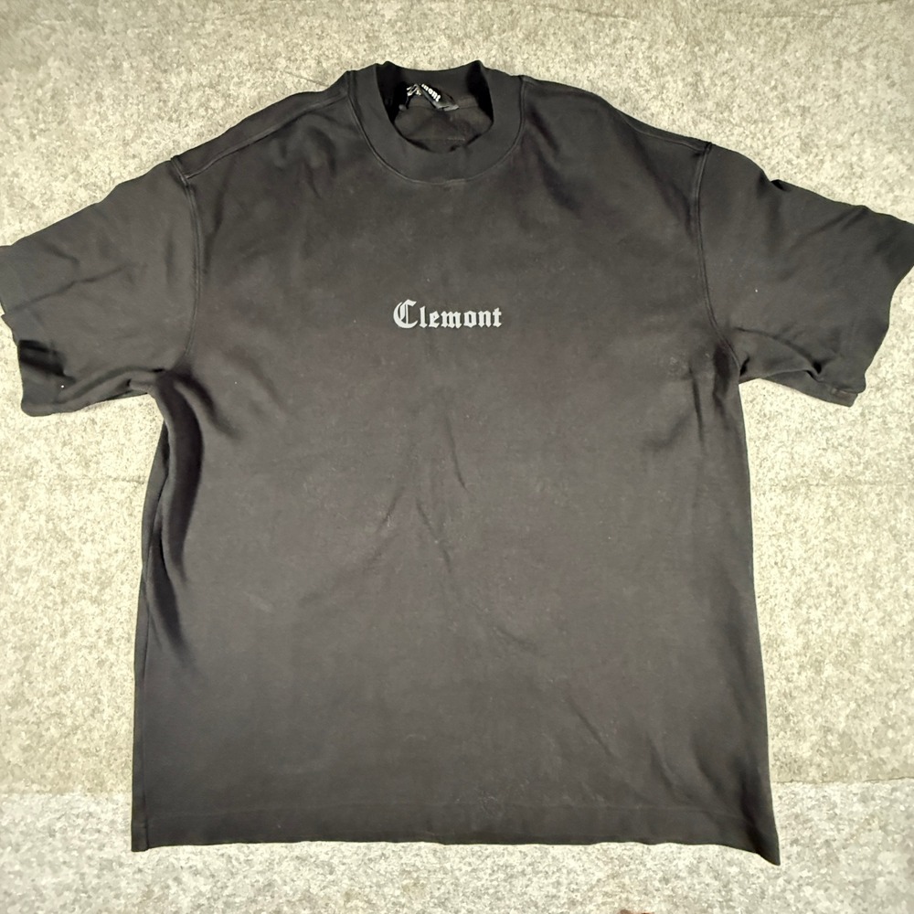 Clemont T-Shirt Men XL Black Gothic Logo Mock Neck Sparkles Back Streetwear Tee